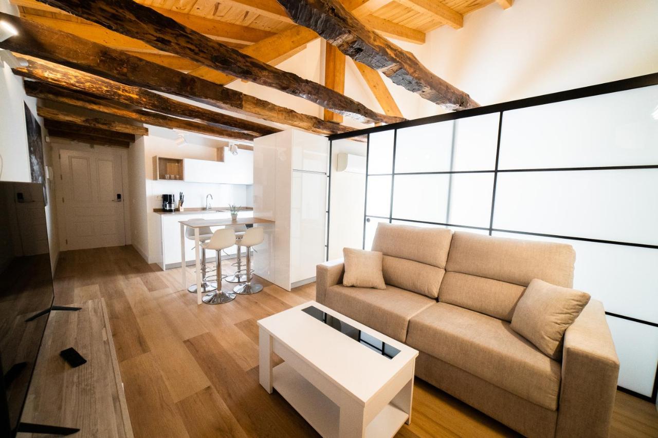 Apartamentos Mk77 Leon- Cantareros Екстер'єр фото
