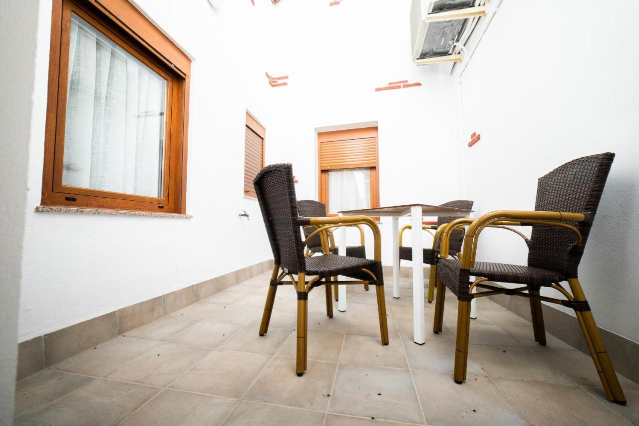 Apartamentos Mk77 Leon- Cantareros Екстер'єр фото